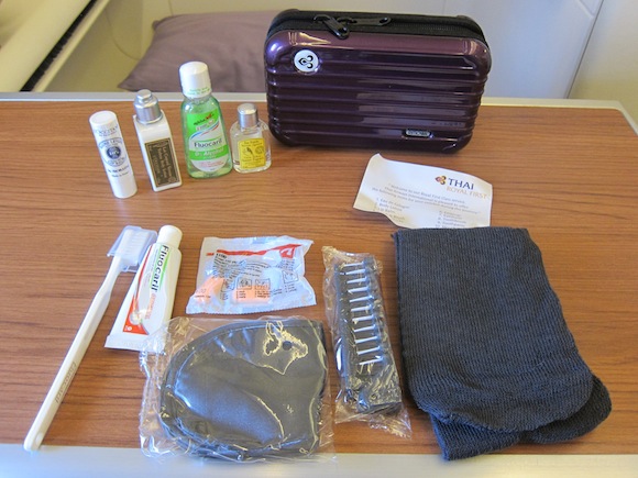 rimowa airline amenity kit