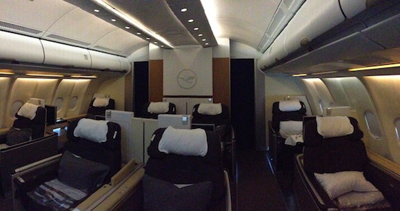 business class lufthansa baggage