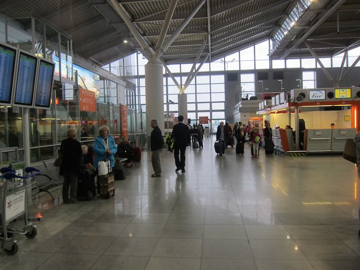 LOT Polish Lounge Warsaw Review I One Mile At A Time