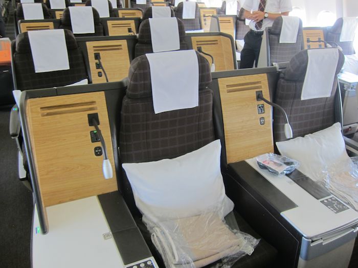 Review Swiss Business Cl A330 Zurich To Beijing One Mile At A Time Swiss Business Cl A330