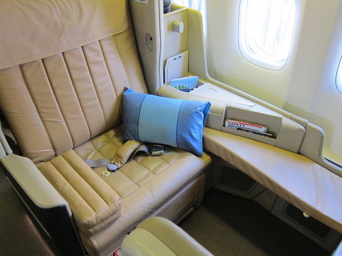 Redeem Miles For Singapore Airlines New Us To Uk Flight One Mile Singapore Business Cl