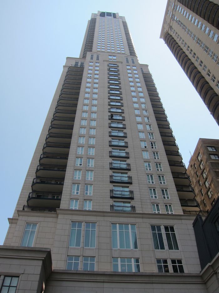 Review Waldorf Astoria Chicago One Mile at a Time