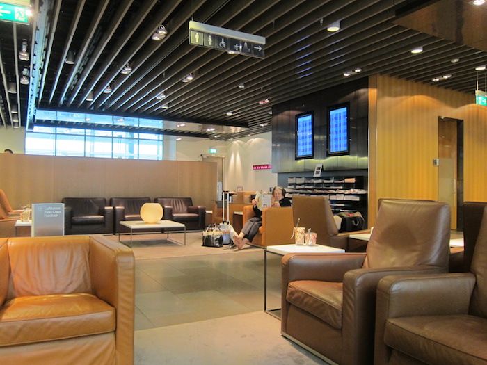 Lufthansa Adds United Lounge Access For Hon Circle Members One Mile At A Time
