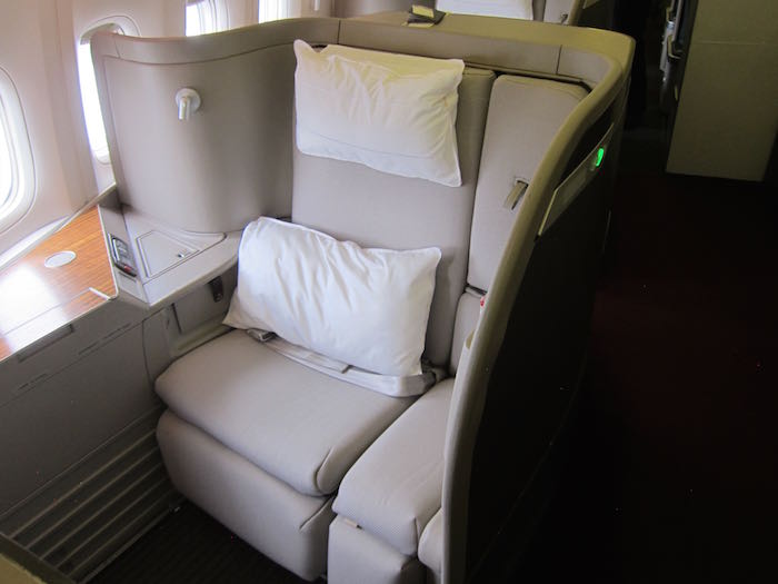 How You Can Still Book Cheap Cathay Pacific First Class Awards | One ...