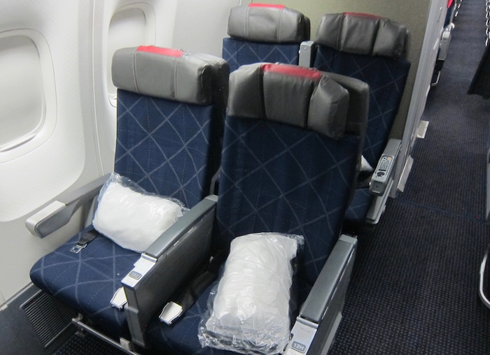 Review American Business Class 767 New York To Madrid One Mile