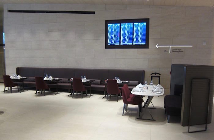 Review Qatar Airways Al Safwa First Class Lounge Doha Airport