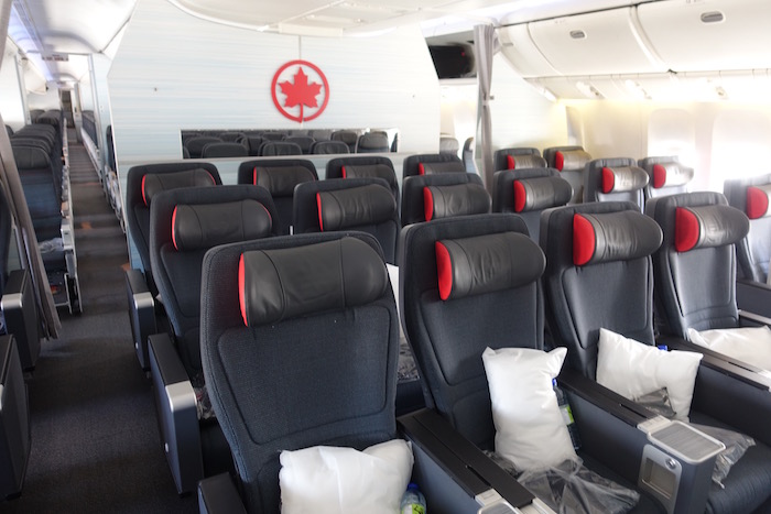 Review Air Canada Business Class 777 London Heathrow To