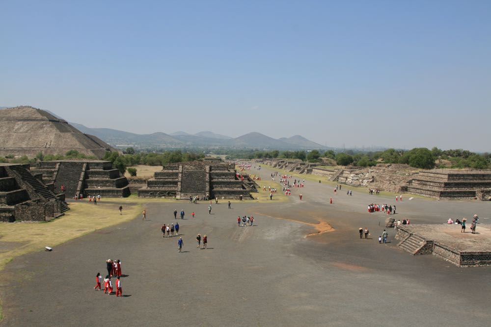 Visiting Teotihuacan - One Mile at a Time
