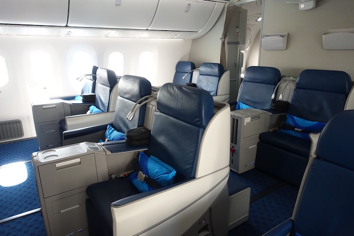 Xiamen Air 787 Business Class In 10 Pictures | One Mile at a Time