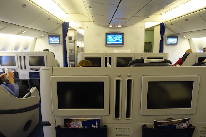 egyptair-businessclass-777-25