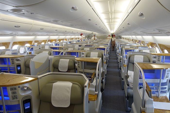 Review Emirates Business Class A380 Dubai To Los Angeles