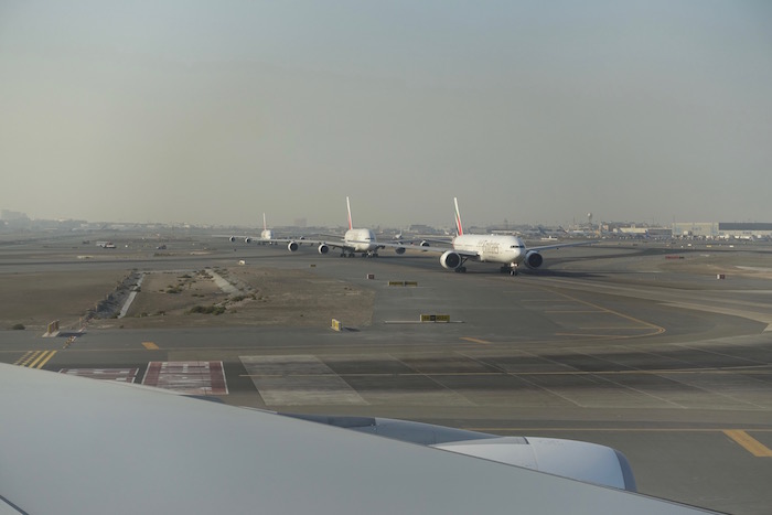 emiráty-business-class-a380-36