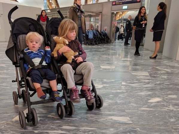 sas stroller gate check