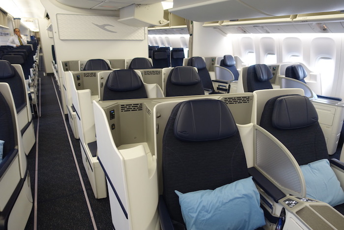 Danmark A/S-777-Business-Class-1