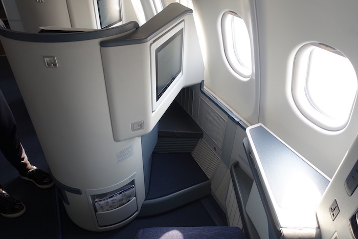 Kuwait-Airways-Business-Class-A330 - 9