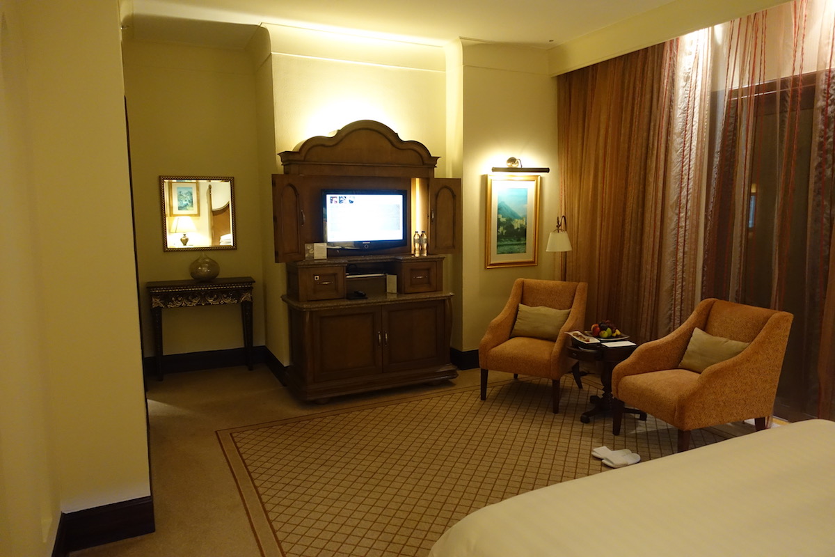 Review ShangriLa Abu Dhabi One Mile at a Time