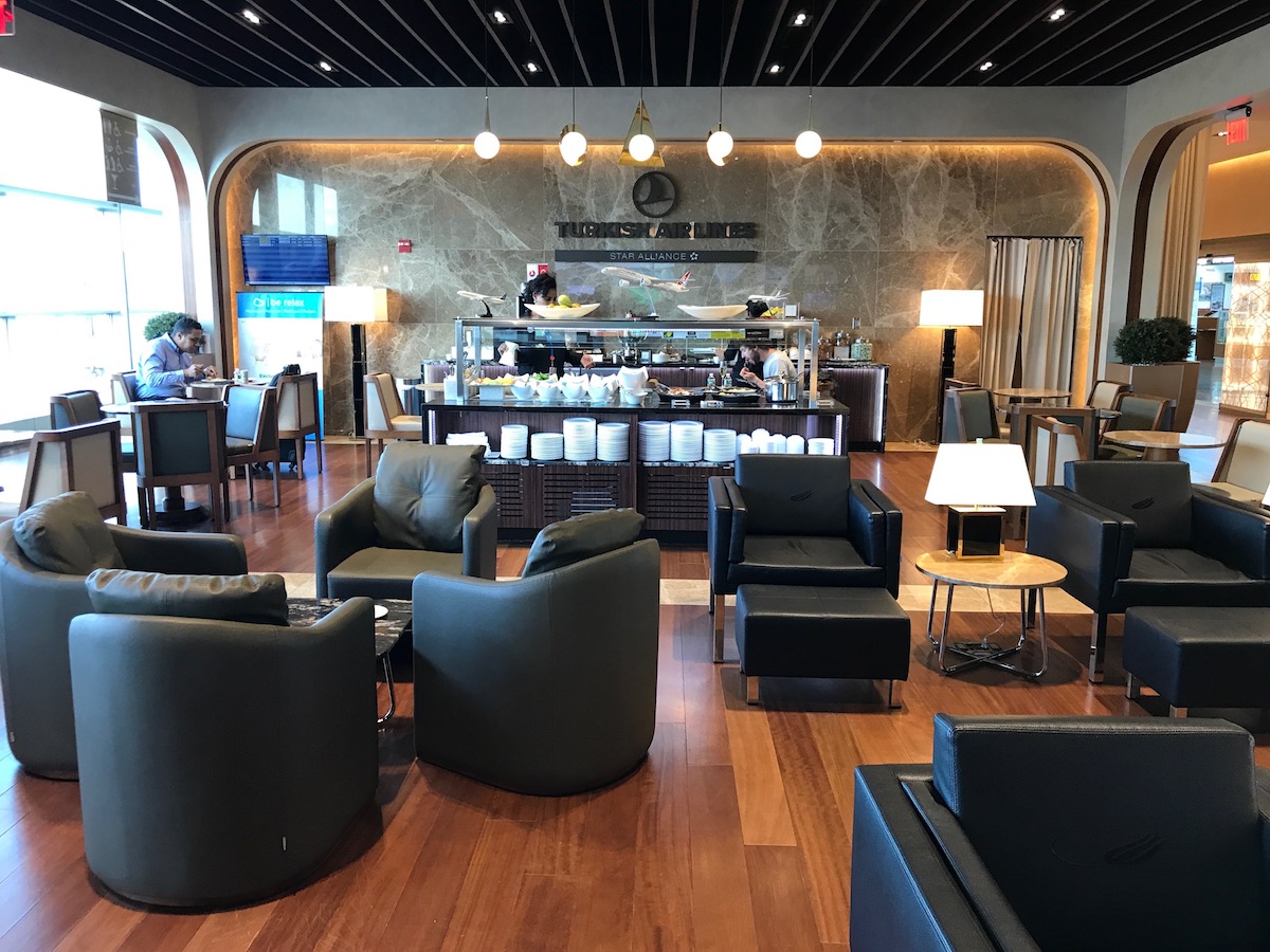 houston hobby airport amex lounge