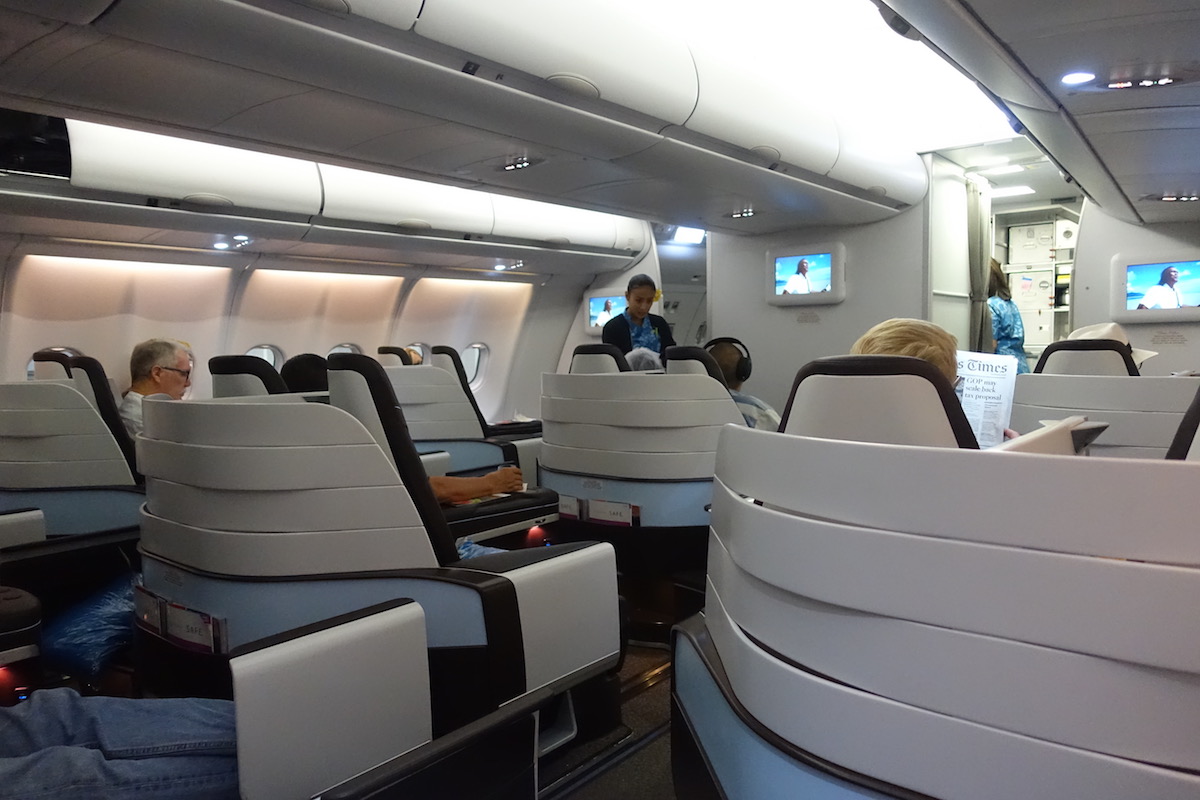 Review Hawaiian Airlines First Class A330 Los Angeles To