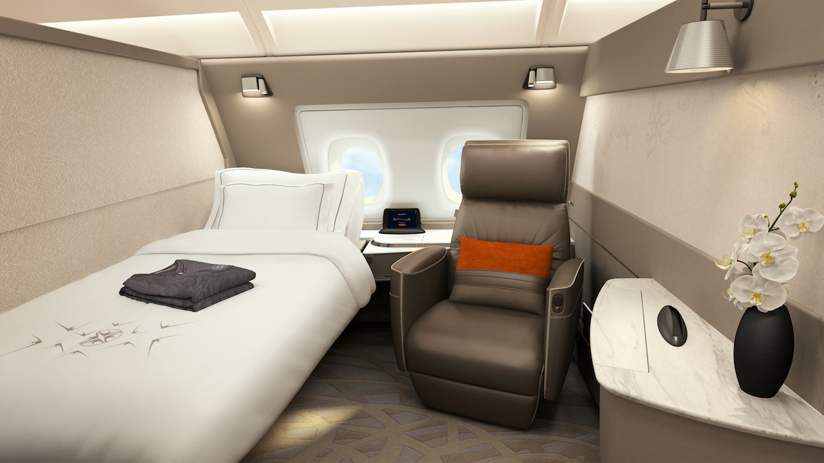 Comparing The New Emirates Singapore First Class Suites One