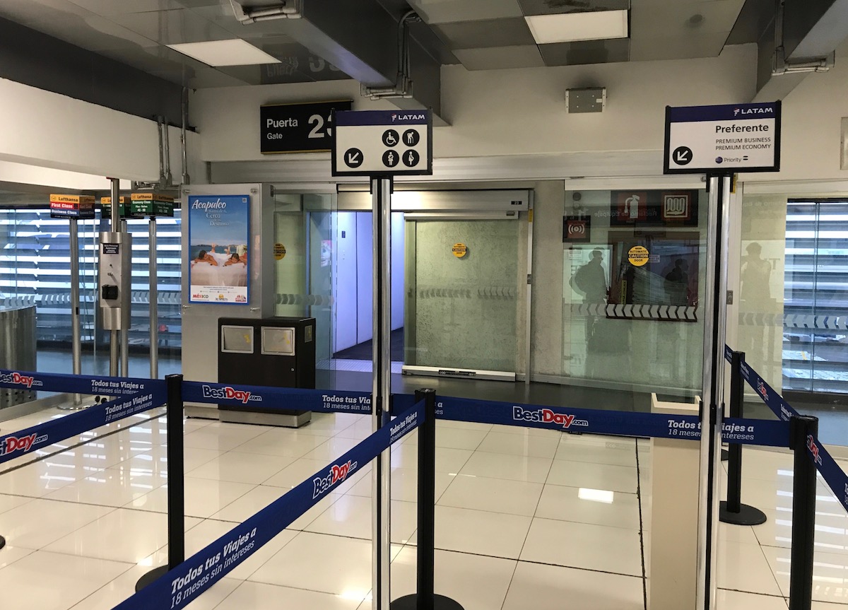 OneWorld Lounge Mexico City Review I One Mile At A Time