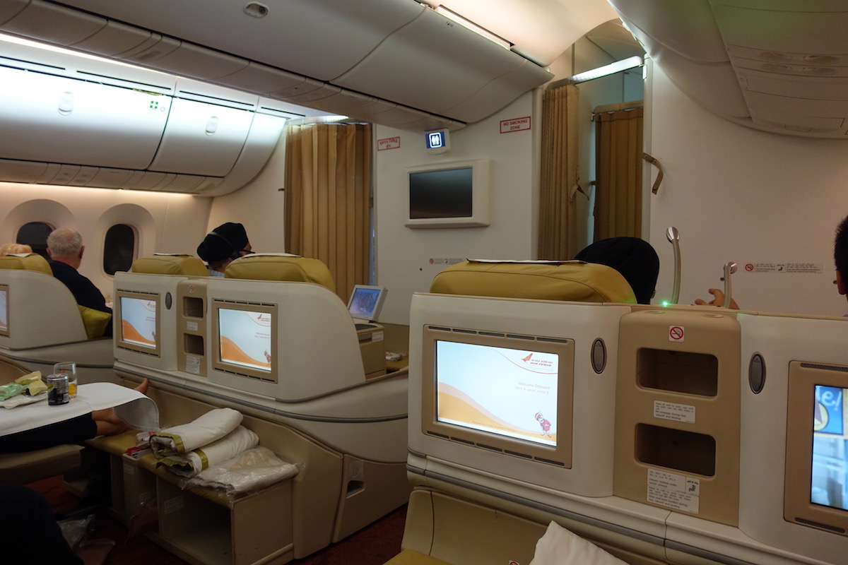 Review Air India Business Class 787 Frankfurt To Delhi