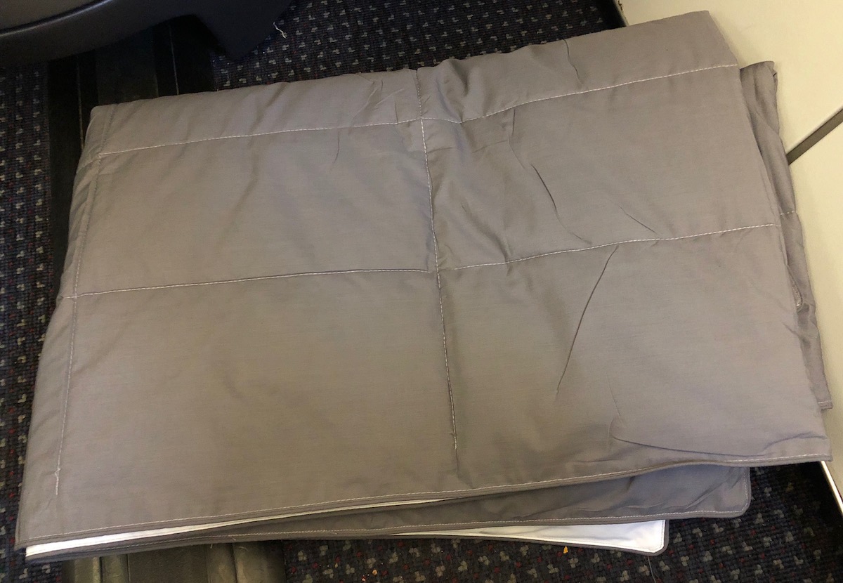 American Airlines' New Casper Bedding How Good Is It? One Mile at