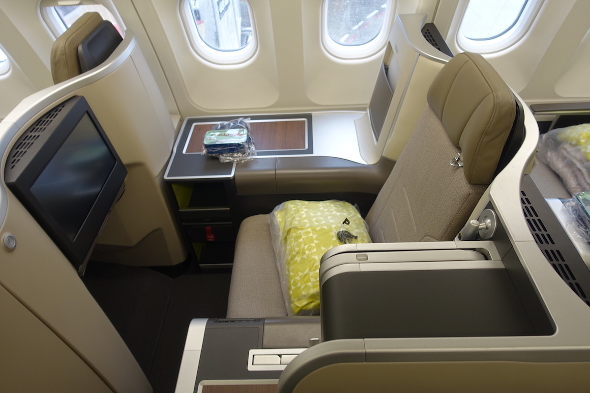 Review Tap Air Portugal Business Class A330 Lisbon To Newark