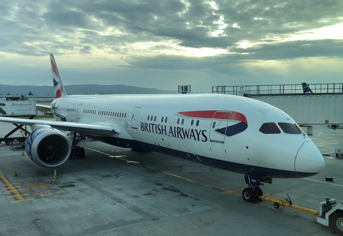 British Airways Intends To Lease Three Qatar Airways A330s One Mile