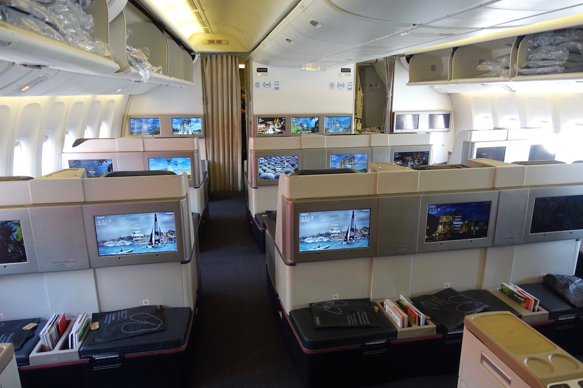 Review Turkish Airlines Business Class 777 Istanbul To Los