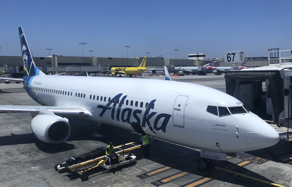 alaska airlines stroller weight limit