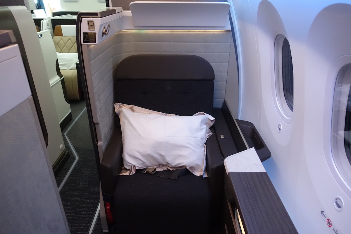 Omar Air 787-9 First Class Review I One Mile At A Time