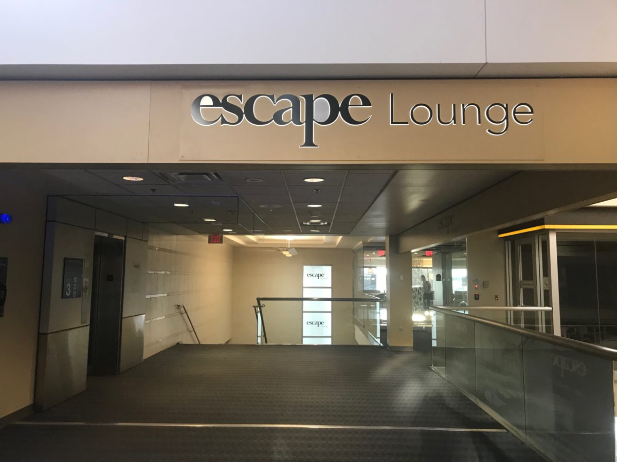 Review Escape Lounge Minneapolis MSP One Mile at a Time