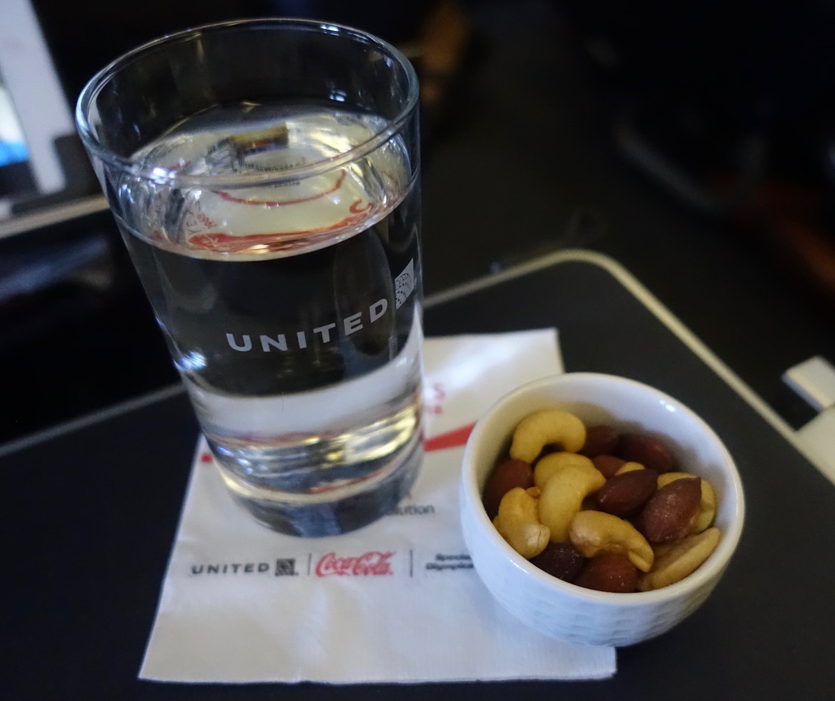 United First Class Meals How Are They? One Mile at a Time