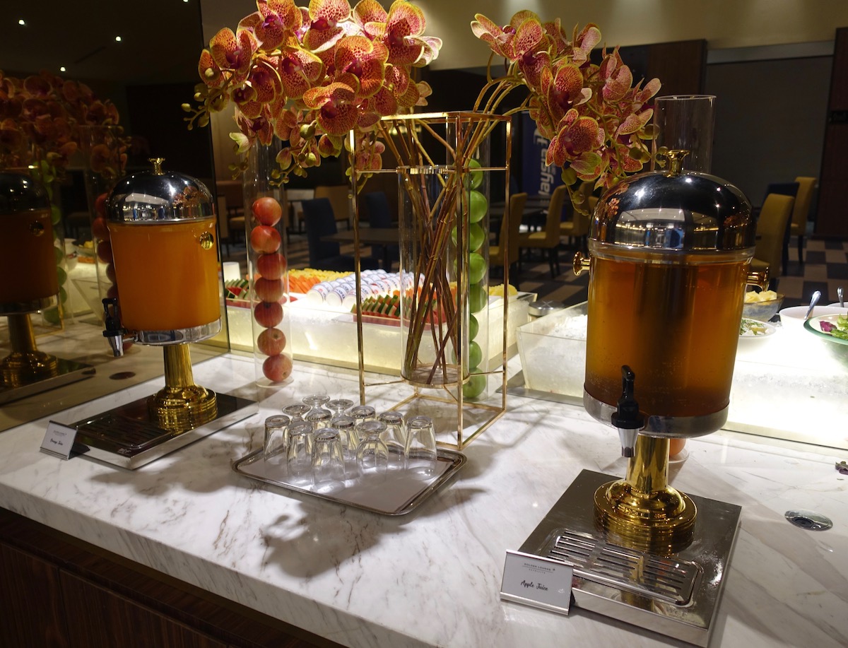 Malaysia Airlines Golden Lounge Review I One Mile At A Time