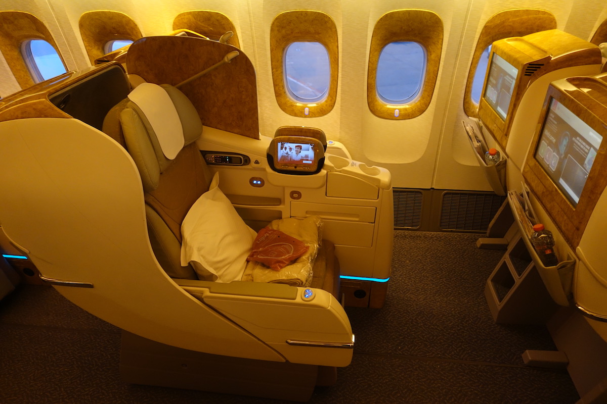 Impressions Of Emirates 777 300er Business Class One Mile