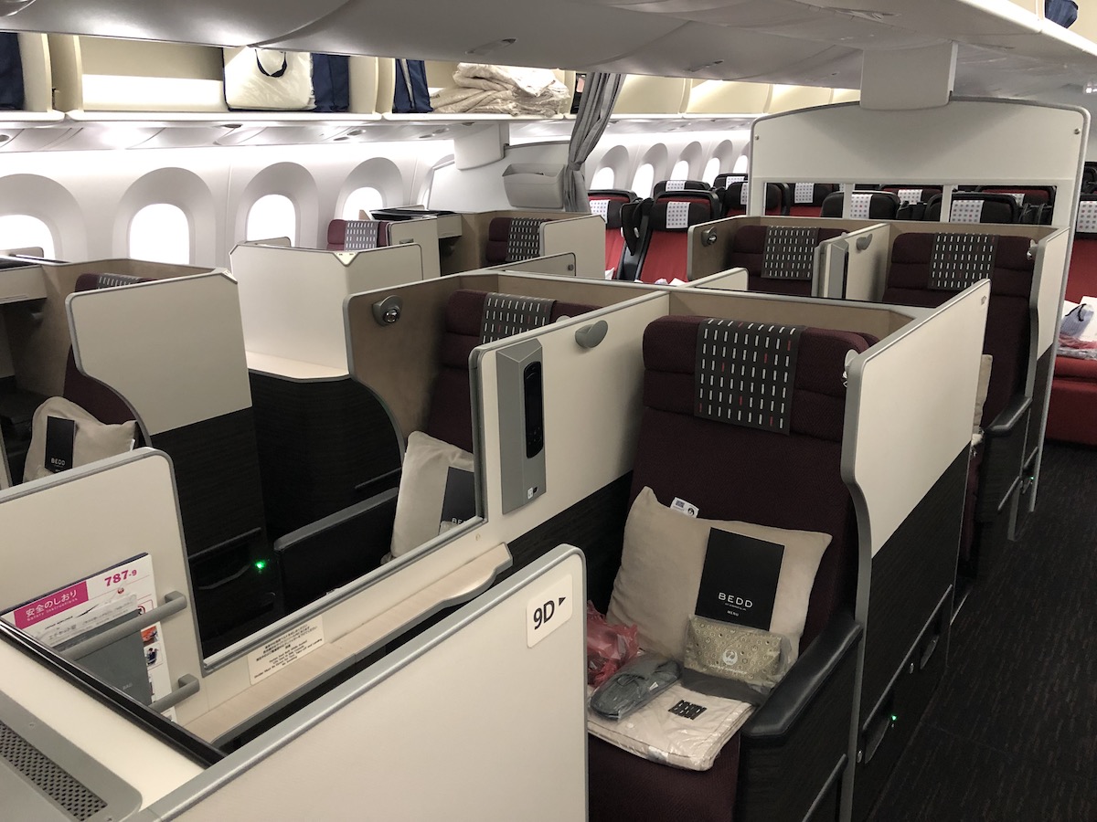 Japan Airlines 787 Business Class Seats