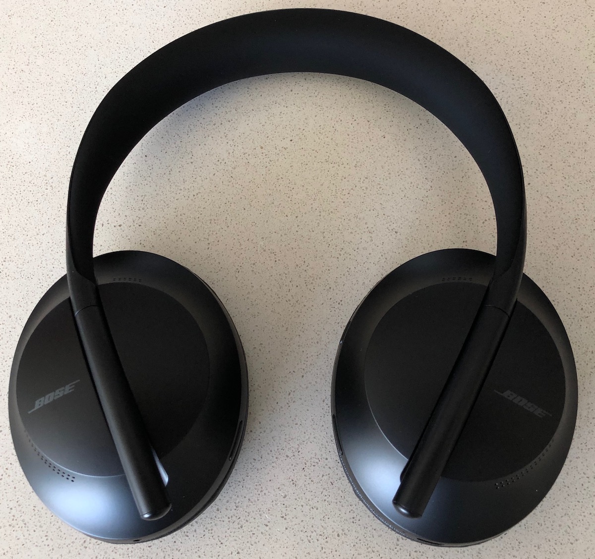 bose 700 wind noise