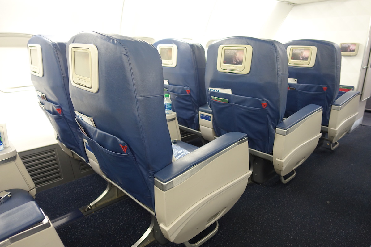 Review Delta Air Lines 737 First Class One Mile At A Time