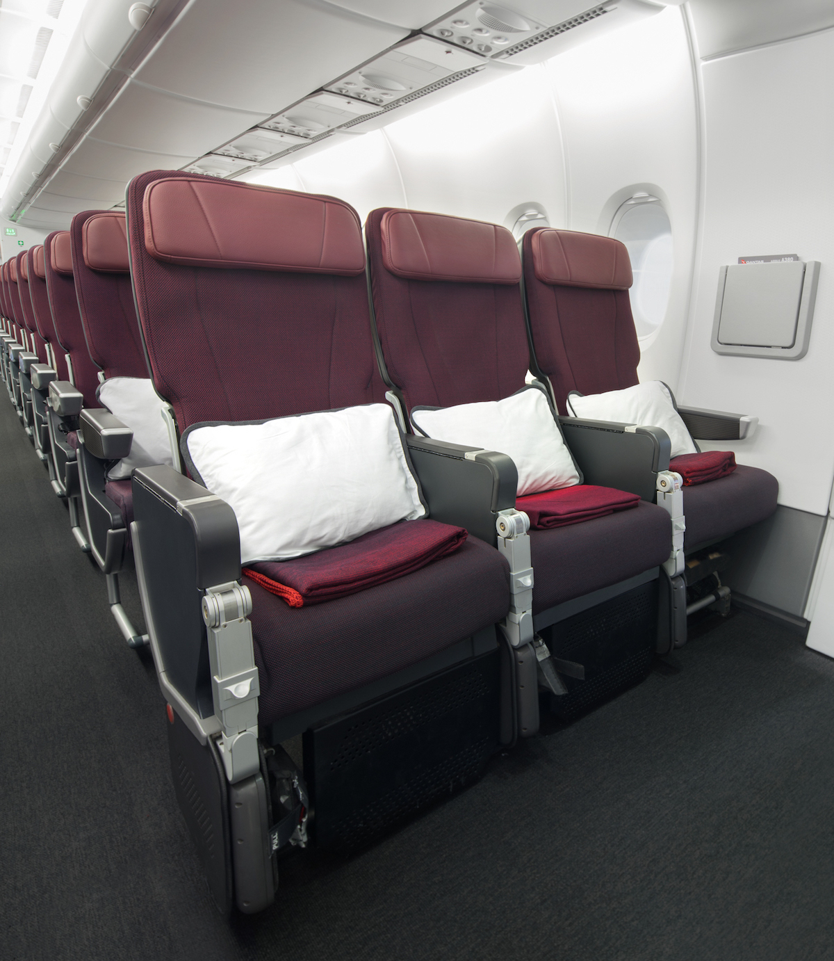 pictures-qantas-new-a380-cabins-one-mile-at-a-time