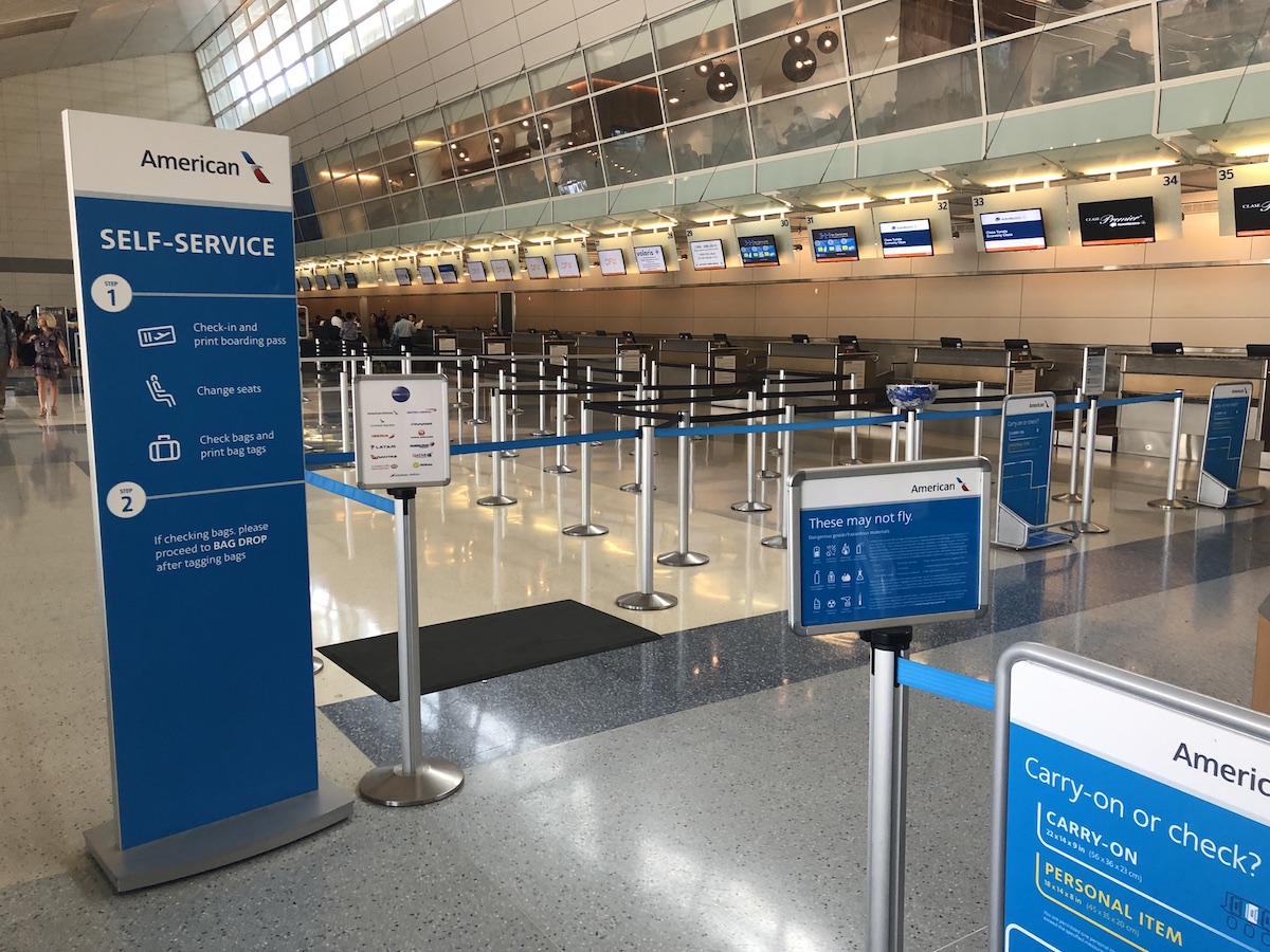 american airlines baggage office