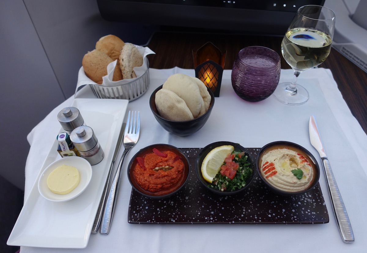 Review Qatar Airways A350 900 Business Class One Mile At A Time