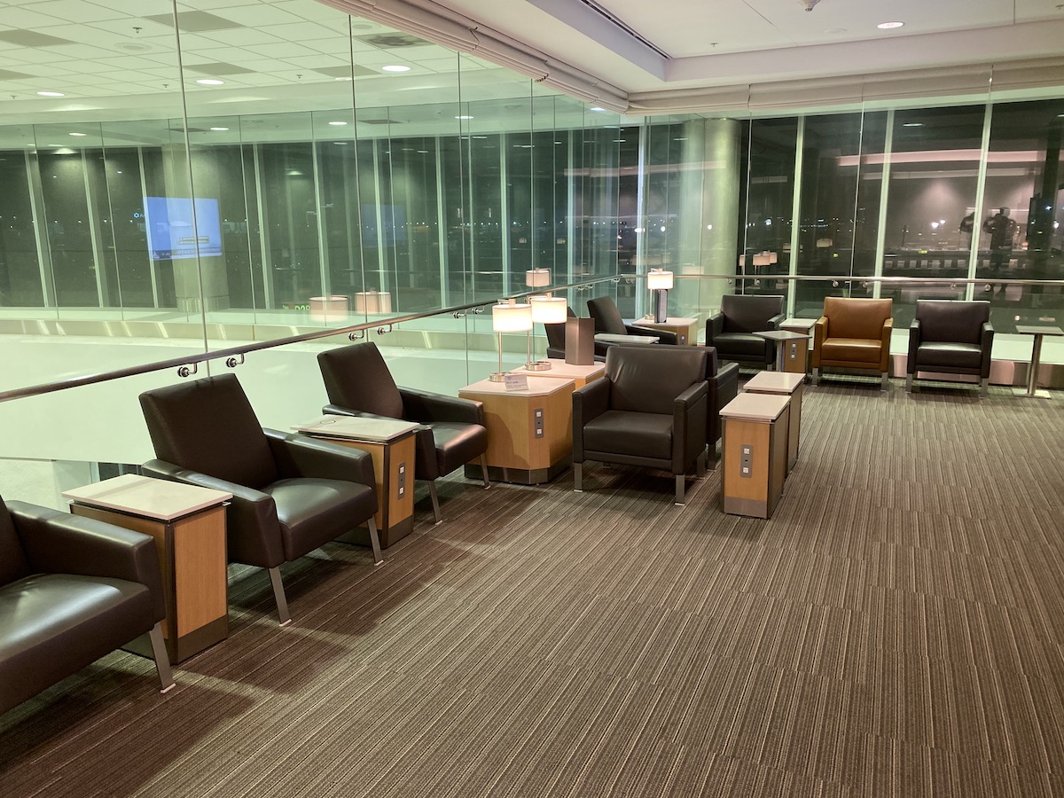 American Admirals Club D30 MIA Review I One Mile At A Time