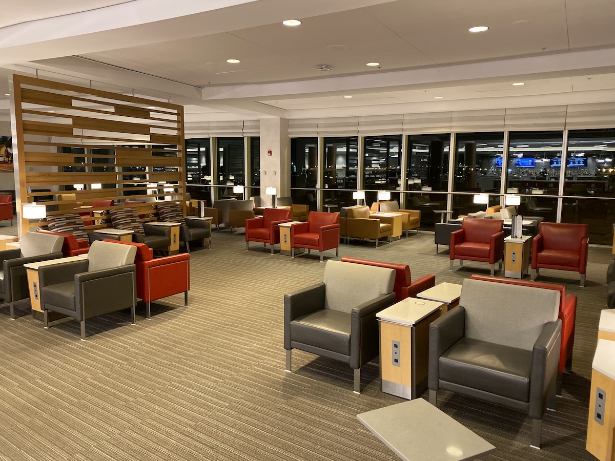 American Admirals Club D30 MIA Review I One Mile At A Time