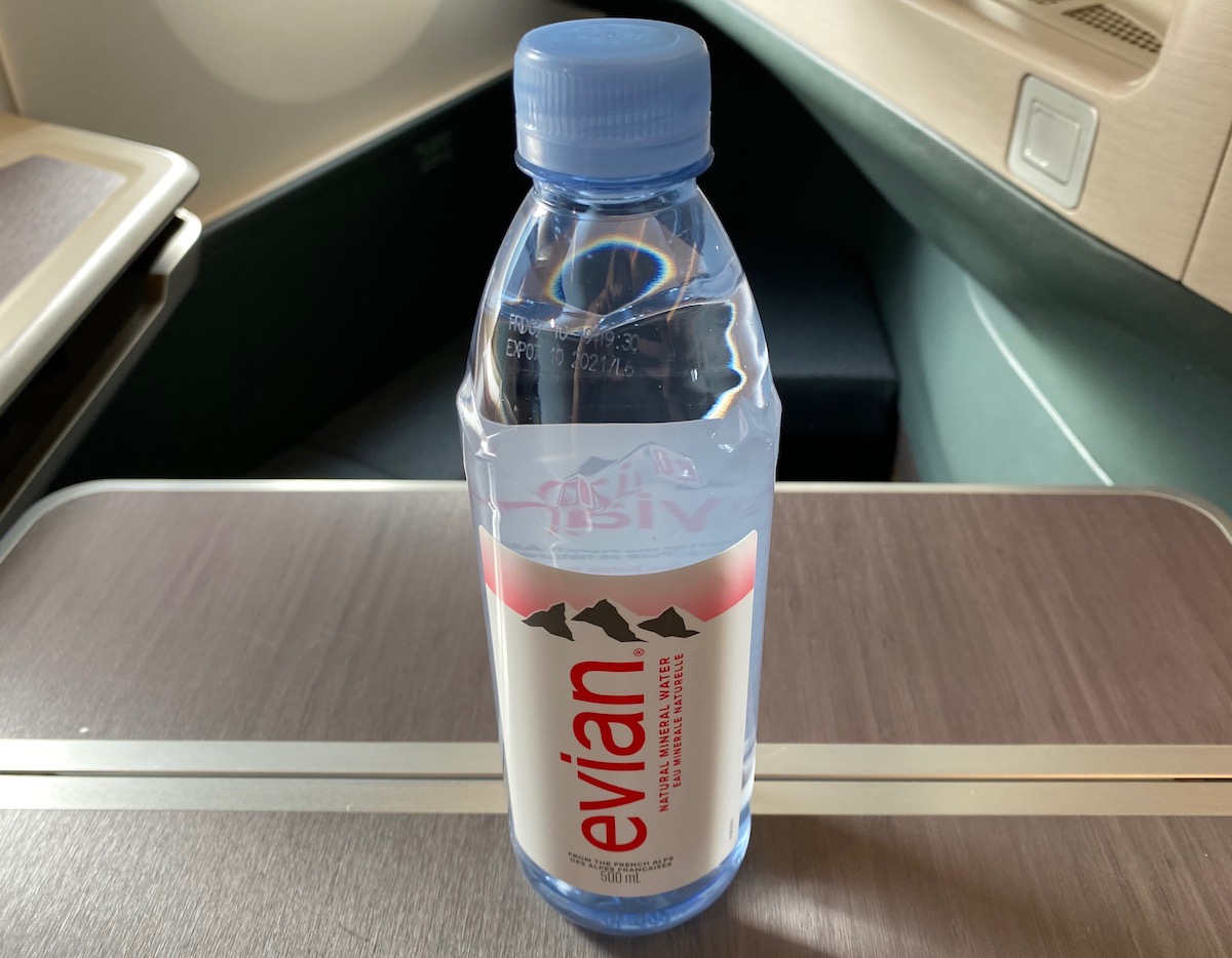 cathay pacific liquid restrictions