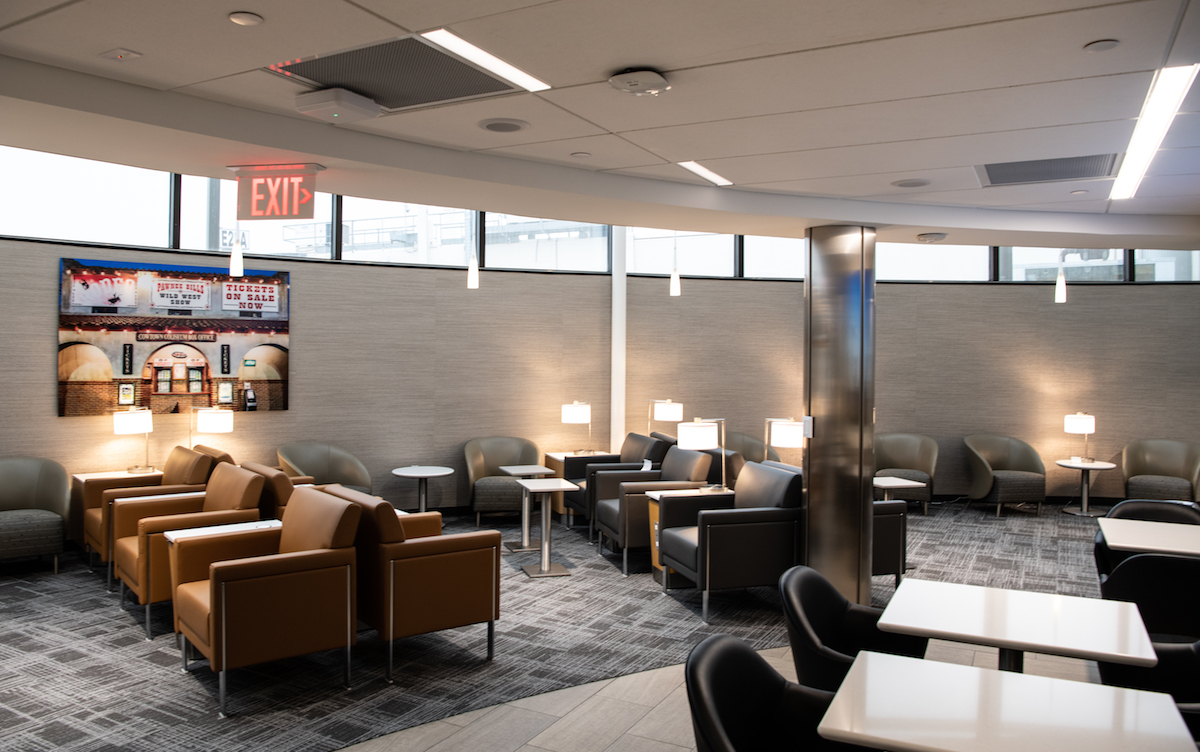 American Opens Fifth DFW Admirals Club, Changes Up Lounge Food One