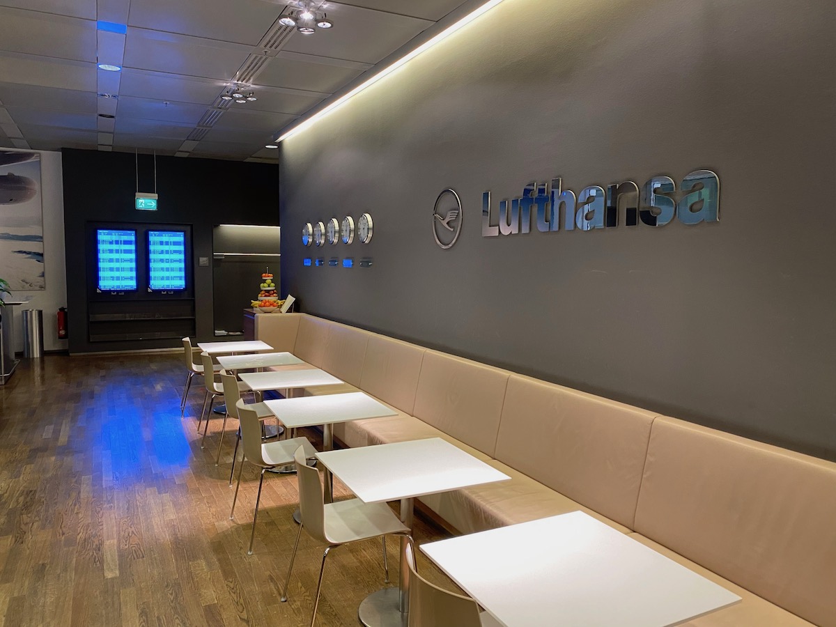 Lufthansa Business Lounge MUC Review I One Mile At A Time