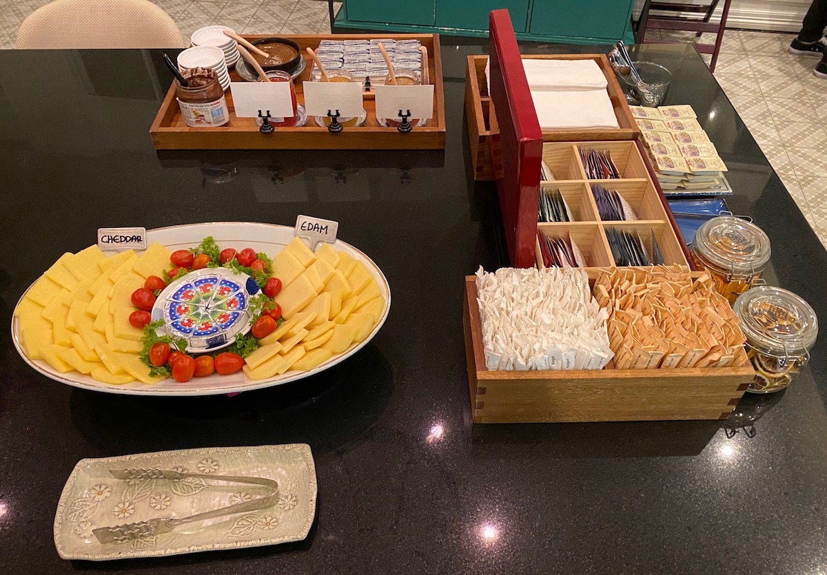 The Edison Hotel, Penang Review I One Mile At A Time