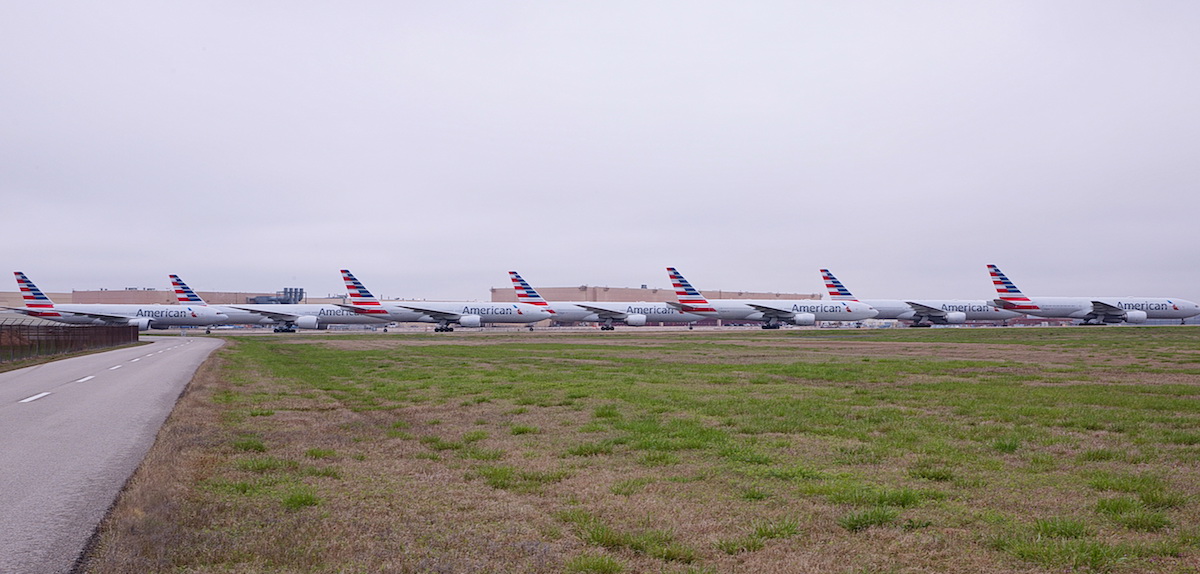 Pictures American Airlines' Grounded Planes One Mile at a Time