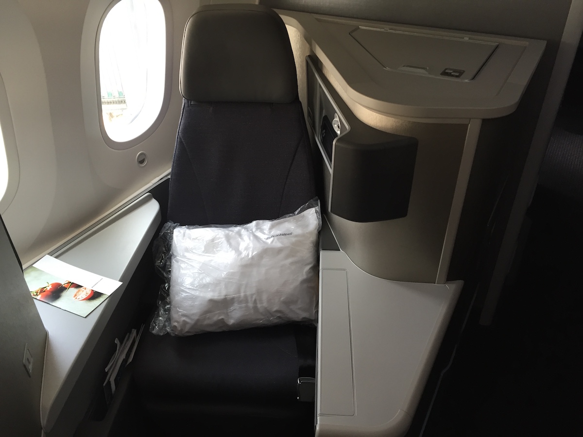 American 787 Business Class 4