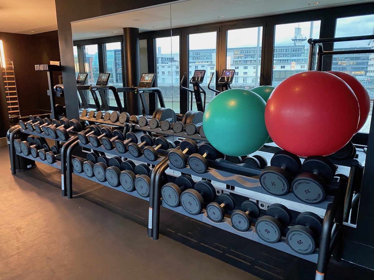 Review Hyatt Regency Dusseldorf Germany One Mile At A Time